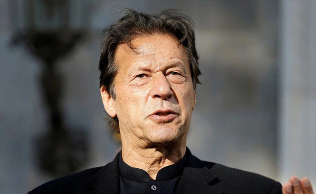 Pakistan Seeks Lifetime Disqualification For Defectors From PM Imran Khan's Party