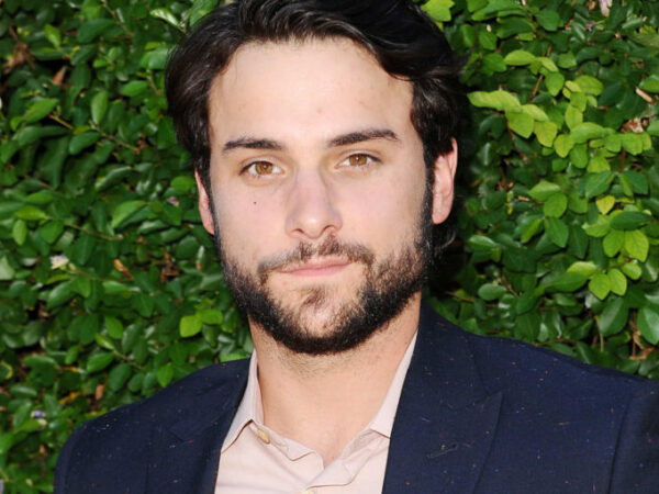 Jack Falahee Net Worth 2021, Bio, Career, Relationship Status, Facts