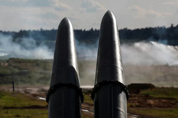 Ukraine Says Russia Deploys Iskander-M Missile Launchers Near Ukraine Border