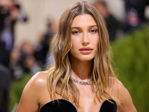 Hailey Baldwin Net Worth