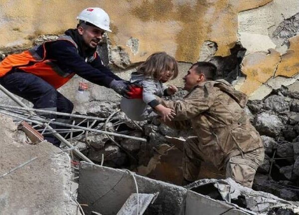 First UN Earthquake Aid Convoy Reaches Syria