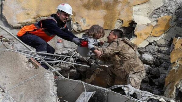 First UN Earthquake Aid Convoy Reaches Syria