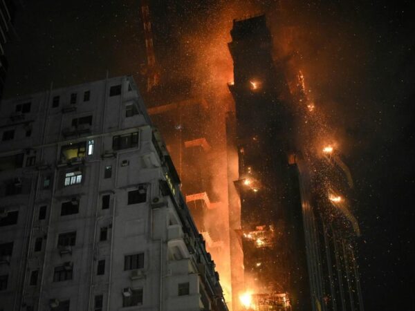 Massive Fire In Hong Kong Skyscraper, No Casualties