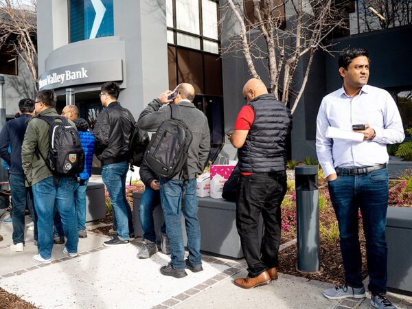 "We're Staying": Customers Calm As Silicon Valley Bank Reopens Amid Crisis